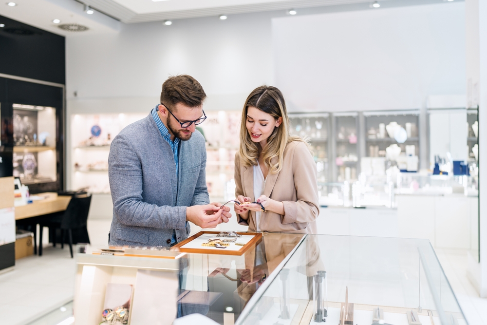 retail holiday sales